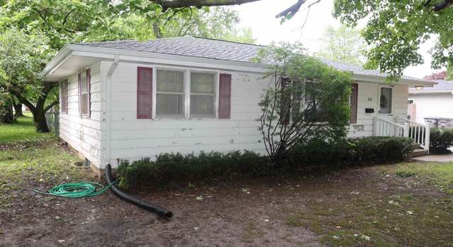 Photo of 310 W Elm St, Millersburg, IN 46543