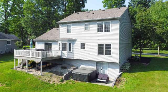 Photo of 218 E Dellview Dr, Warsaw, IN 46582