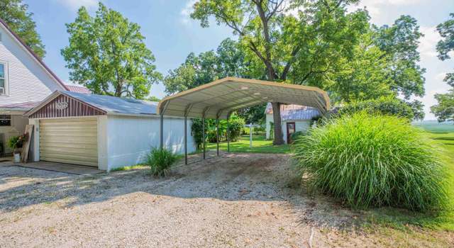 Photo of 207 N Smith St, Owensville, IN 47665