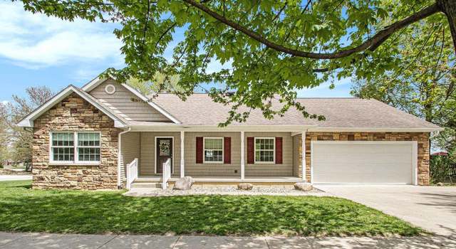 Photo of 300 E Wabash Ave, Wakarusa, IN 46573