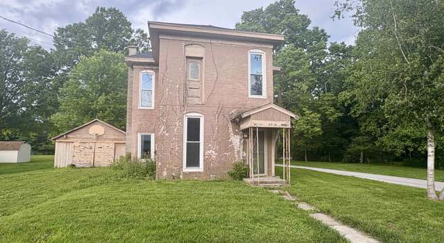 Photo of 203 N Plank St, Rossville, IN 46065