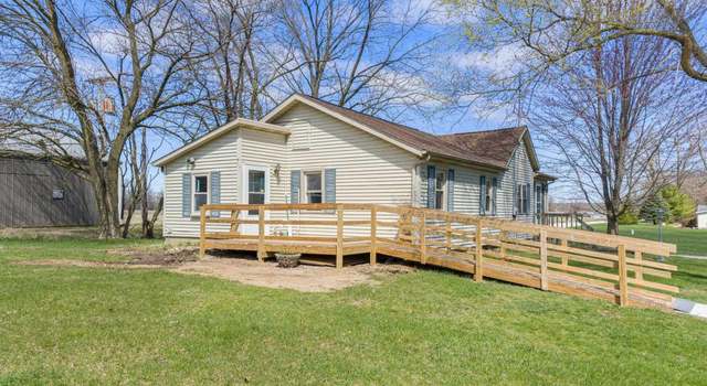 Photo of 8763 E Backwater Rd, North Webster, IN 46555