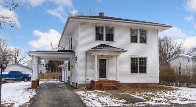 Photo of 210 N Calhoun St, South Whitley, IN 46787