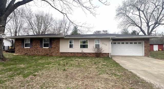 Photo of 604 Parker St, Olney, IL 62450