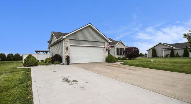 Photo of 67195 Foxmoore Ct, Goshen, IN 46526