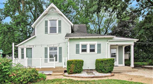 Photo of 421 E South St, Bremen, IN 46506