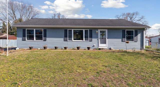 Photo of 27380 Sunnyfield Dr, Elkhart, IN 46514