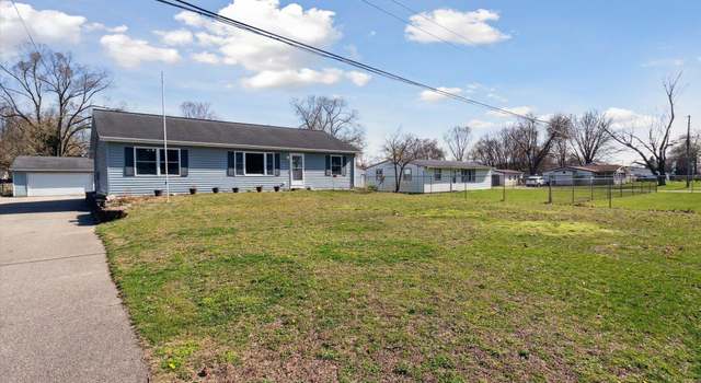 Photo of 27380 Sunnyfield Dr, Elkhart, IN 46514