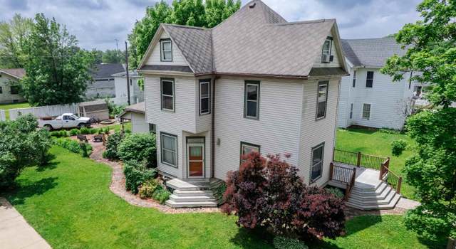 Photo of 306 E Wabash St, Converse, IN 46919