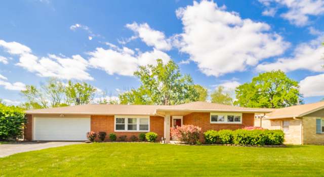 Photo of 2215 W Cambridge Dr, Muncie, IN 47304