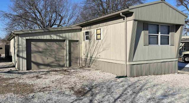 Photo of 211 S Fourth Ave, Haubstadt, IN 47639