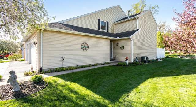 Photo of 1003 Wheatstone Dr, Mishawaka, IN 46544