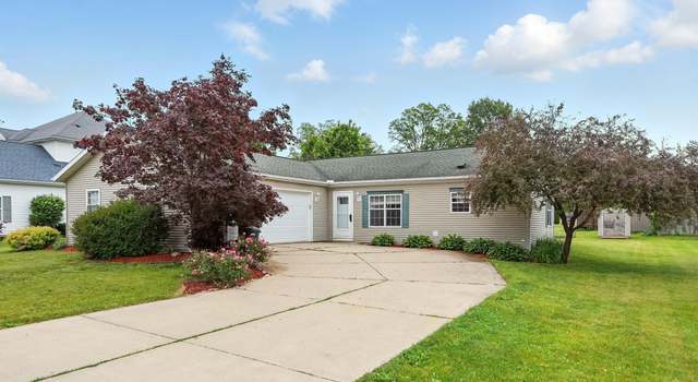 Photo of 663 N Albert Eckert Dr, North Webster, IN 46555