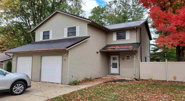Photo of 400/402 S Village Ct, Bloomington, IN 47403
