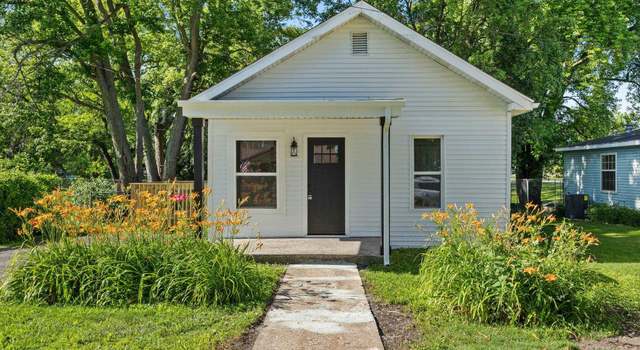 Photo of 304 E Luin St, Oxford, IN 47971