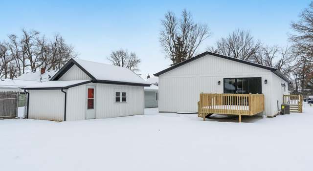 Photo of 2702 Waynewood Dr, Fort Wayne, IN 46809