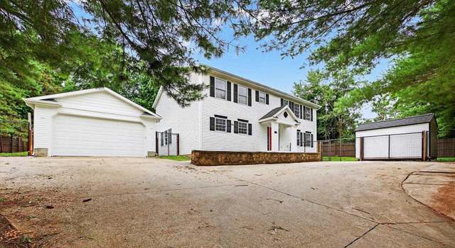 Photo of 2305 N Martha St, Bloomington, IN 47408