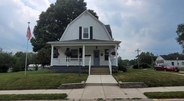 Photo of 404 E South St, Bremen, IN 46506