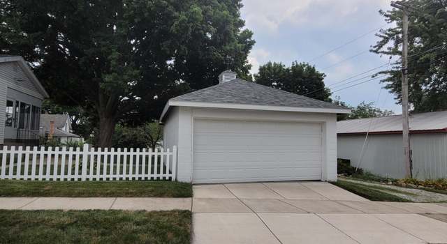 Photo of 404 E South St, Bremen, IN 46506