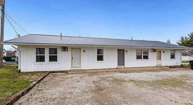 Photo of 210 W School St, Leesburg, IN 46538