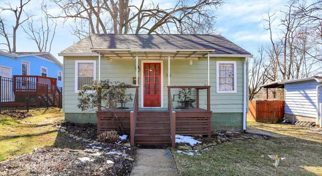 Photo of 713 W Wylie St, Bloomington, IN 47403
