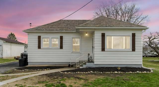 Photo of 305 Spencer St, Saint Joe, IN 46785