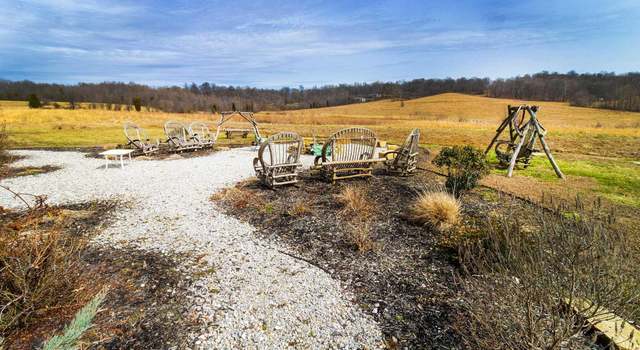 Photo of 6889 N CR 775 E, Grandview, IN 47615