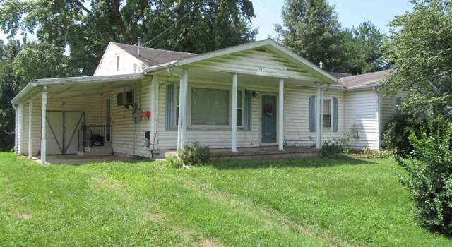 Photo of 714 W Curry St, Mitchell, IN 47446