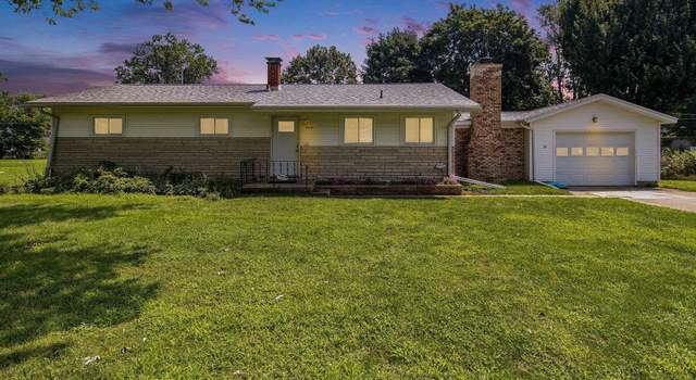 Photo of 404 Kansas Dr, Goshen, IN 46526