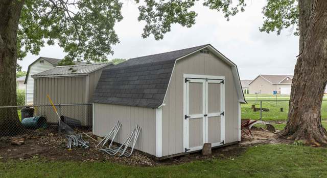 Photo of 1320 Patriot Dr, Mishawaka, IN 46544