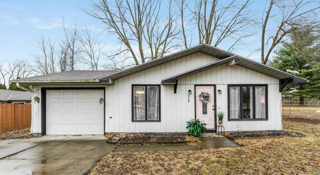 Photo of 2909 Sandpoint Rd, Fort Wayne, IN 46809