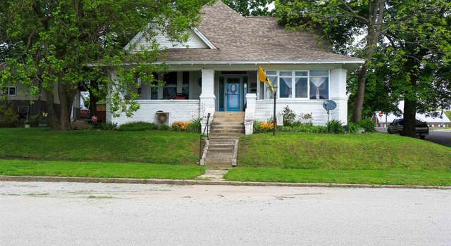 Photo of 1008 E Walnut St, Petersburg, IN 47567