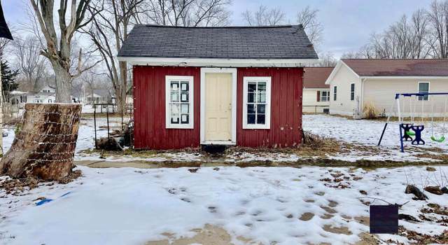 Photo of 18859 County Road 46, New Paris, IN 46553