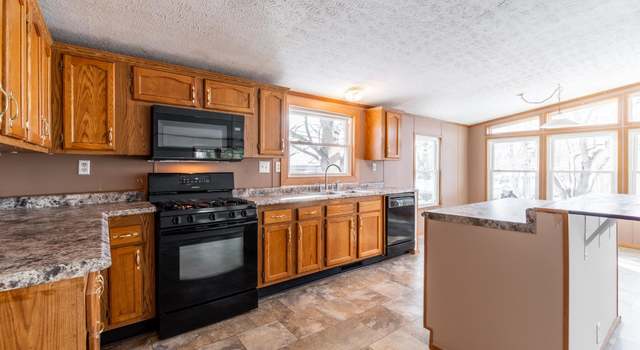 Photo of 215 Lane 230 Hamilton Lake Lk, Hamilton, IN 46742