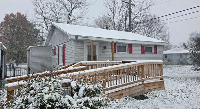 Photo of 2221 S Acorn St, Muncie, IN 47302