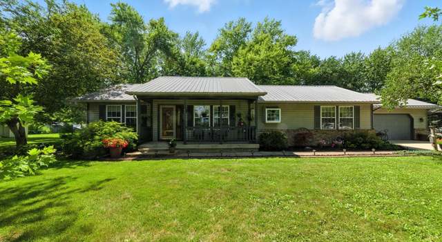 Photo of 100 N Indiana St, Mulberry, IN 46058
