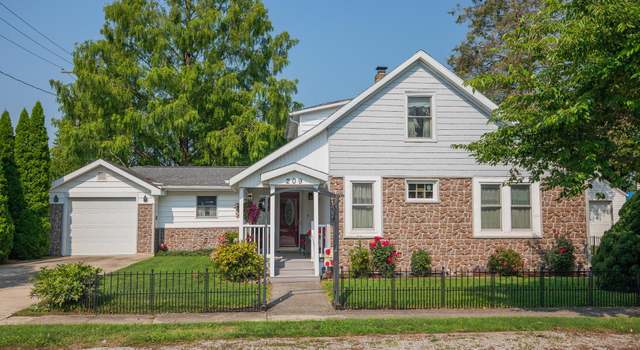 Photo of 209 N Ogden St, Ossian, IN 46777
