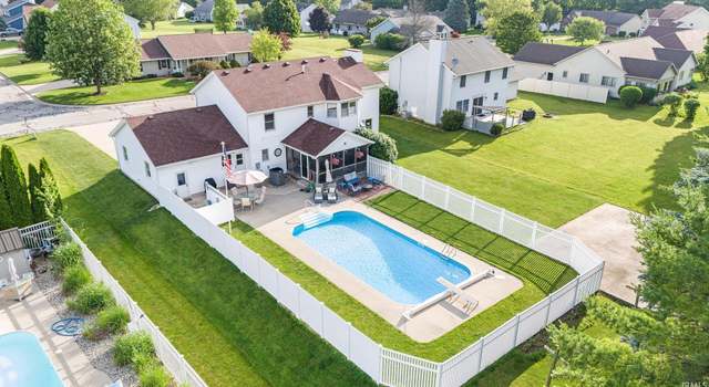 Photo of 808 Lydia Dr, Warsaw, IN 46580