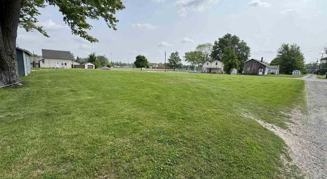 Photo of 416 E Green St, Butler, IN 46721