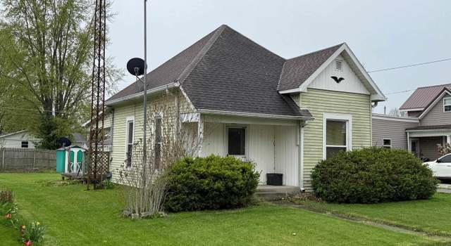Photo of 411 E Columbia St, Flora, IN 46929