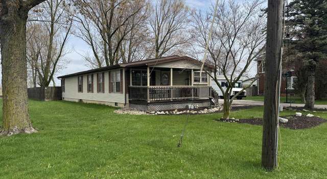 Photo of 1500 S Road Rd, Garrett, IN 46738