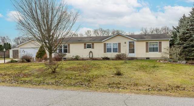 Photo of 30844 Glenhaven Dr, Granger, IN 46530