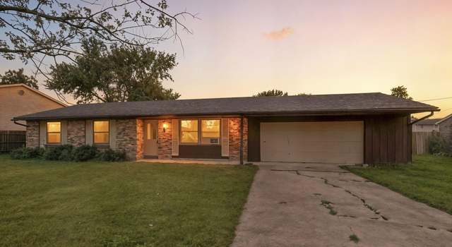 Photo of 22331 Maple Ln, Woodburn, IN 46797
