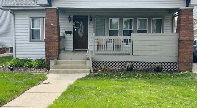 Photo of 215 S Cornell Cir, Fort Wayne, IN 46807