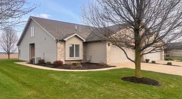 Photo of 808 Heatherwood Ln, Ossian, IN 46714
