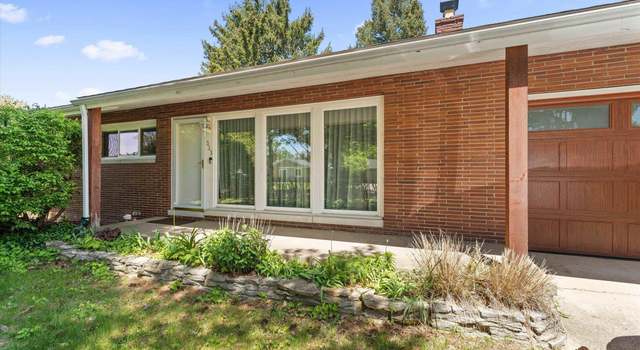Photo of 511 Peashway St, South Bend, IN 46617