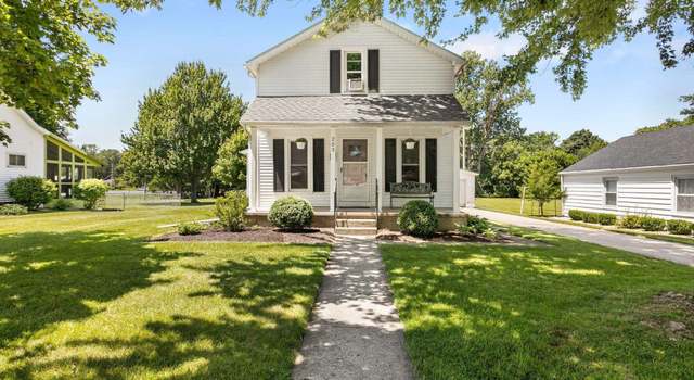 Photo of 203 N Olive St, Wakarusa, IN 46573