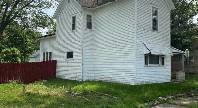 Photo of 324 S Beacon St, Muncie, IN 47302