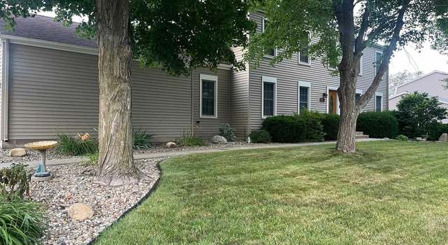 Photo of 19321 Edinburgh Dr, South Bend, IN 46614