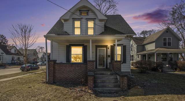 Photo of 123 S Riverside Dr, Elkhart, IN 46514